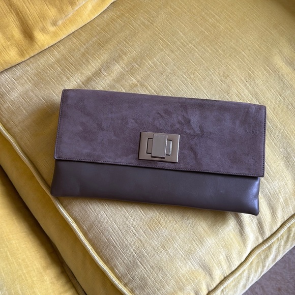♥️ Leather/Suede Clutch - Picture 2 of 7